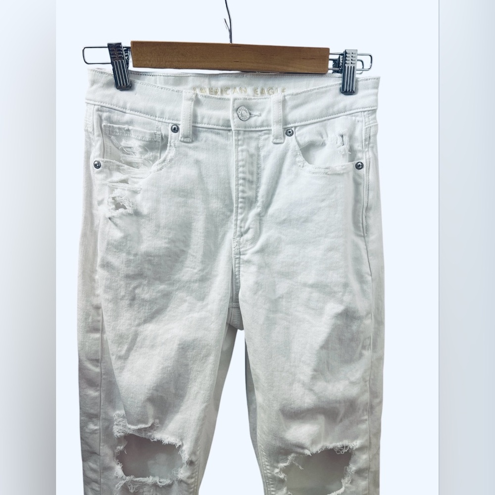 American Eagle outfitters White Ripped  & distressed Stretch Mom Straight Jeans - Picture 3 of 15